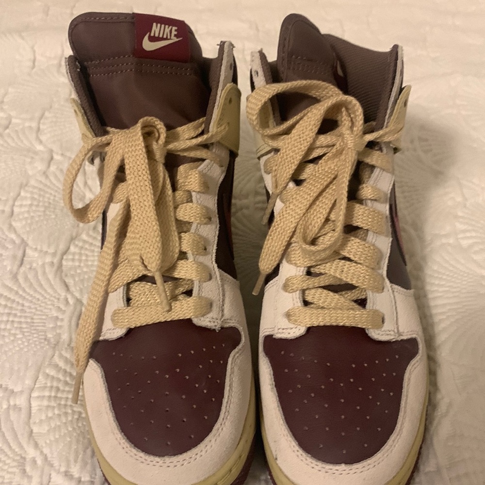 Nike Women’s High-Top Sneakers in Burgundy and Cream